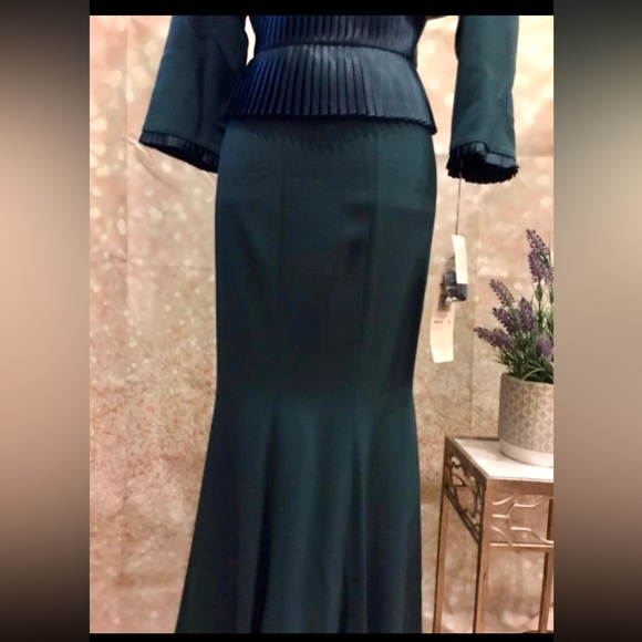 Designer Emerald Dress & Blazer XS - Picture 4 of 16